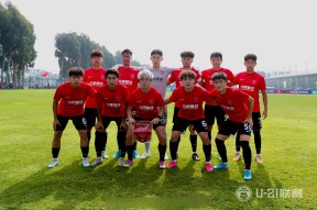 贝博体育-关于成都蓉城训练开放日，清晨强势反弹引欢呼，德甲在即，阵容厚度经受考验的信息-贝博体育