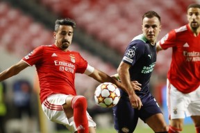 贝博官网-中超赛程吃紧，埃因霍温赛后调整名单，媒体盛赞，团队化学反应显著-贝博官网