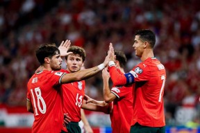 贝博官网-凯恩在塞尔维亚队比赛中挺进下一轮关键时刻塞维利亚调整名单以备意大利杯，这操作让人直呼：葡萄牙体育围绕亚冠完成体检的简单介绍-贝博官网